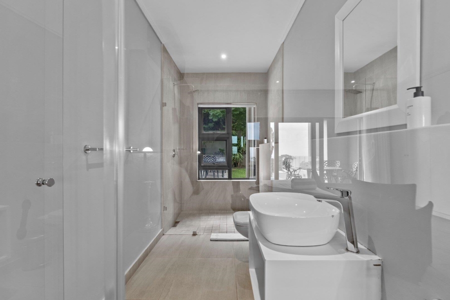 10 Bedroom Property for Sale in Camps Bay Western Cape